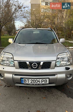 Внедорожник / Кроссовер Nissan X-Trail 2005 в Херсоне