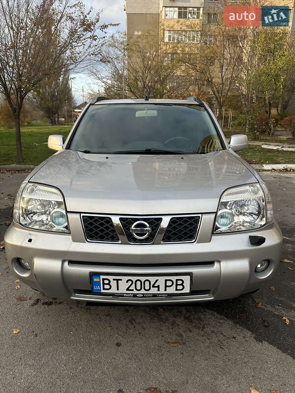 Внедорожник / Кроссовер Nissan X-Trail 2005 в Херсоне фото Внедорожник / Кроссовер Nissan X-Trail 2005 в Херсоне