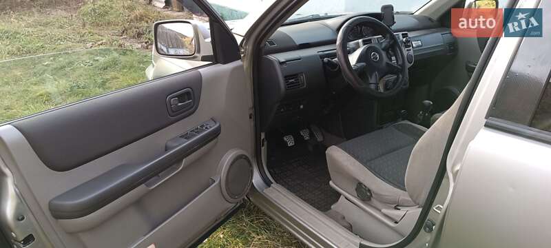 Внедорожник / Кроссовер Nissan X-Trail 2005 в Чорткове