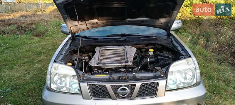 Внедорожник / Кроссовер Nissan X-Trail 2005 в Чорткове