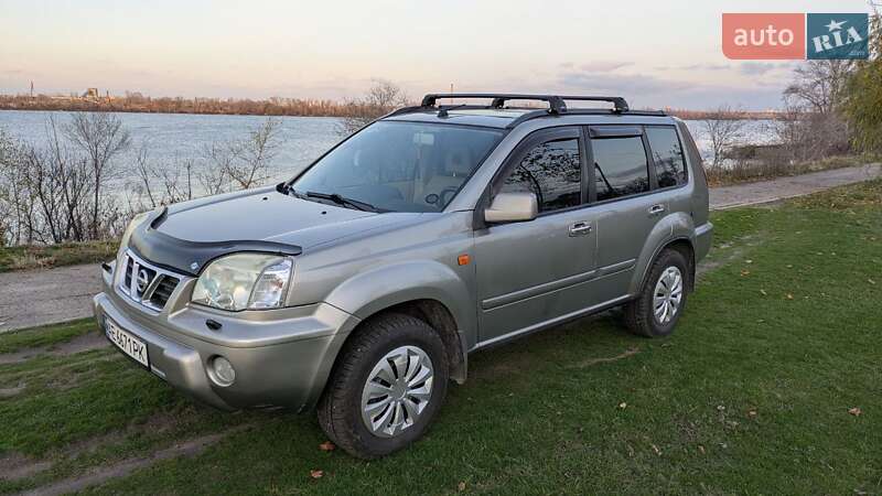 Внедорожник / Кроссовер Nissan X-Trail 2003 в Днепре