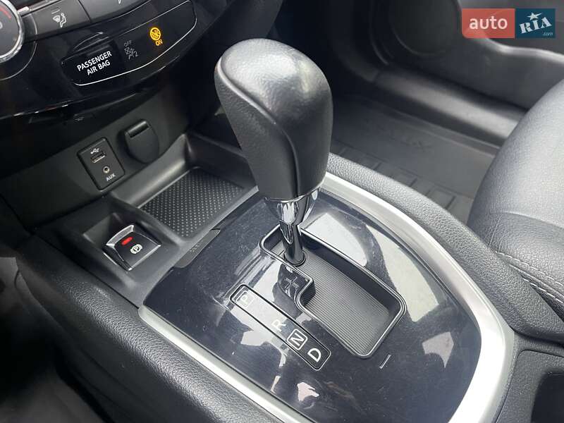 Позашляховик / Кросовер Nissan X-Trail 2014 в Миколаєві фото 18 Позашляховик / Кросовер Nissan X-Trail 2014 в Миколаєві