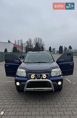 Внедорожник / Кроссовер Nissan X-Trail 2001 в Красилове