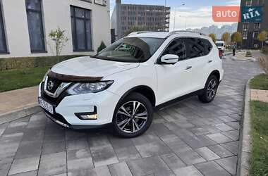 Позашляховик / Кросовер Nissan X-Trail 2017 в Києві