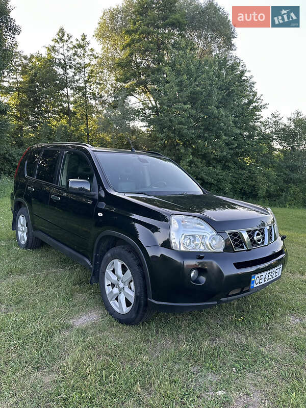 Внедорожник / Кроссовер Nissan X-Trail 2008 в Черновцах