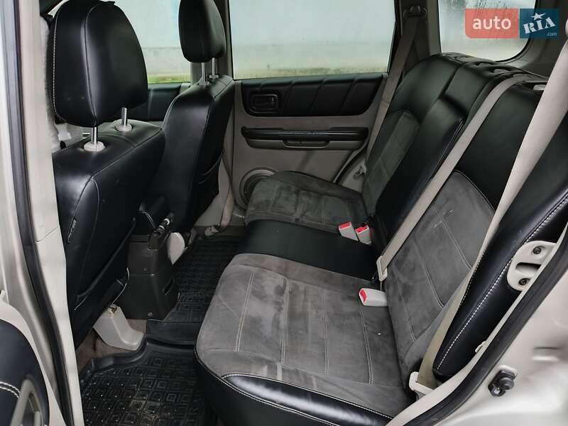 Позашляховик / Кросовер Nissan X-Trail 2005 в Лисянці фото 8 Позашляховик / Кросовер Nissan X-Trail 2005 в Лисянці