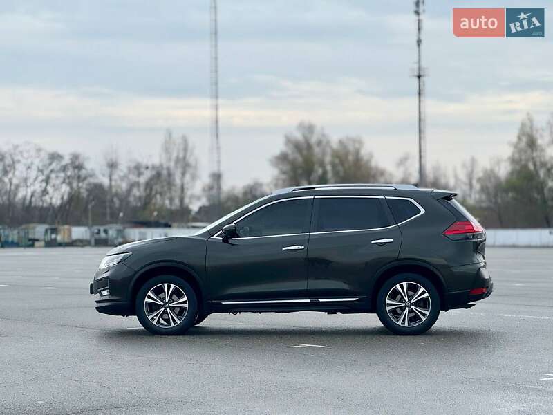 Позашляховик / Кросовер Nissan X-Trail 2017 в Києві фото 13 Позашляховик / Кросовер Nissan X-Trail 2017 в Києві