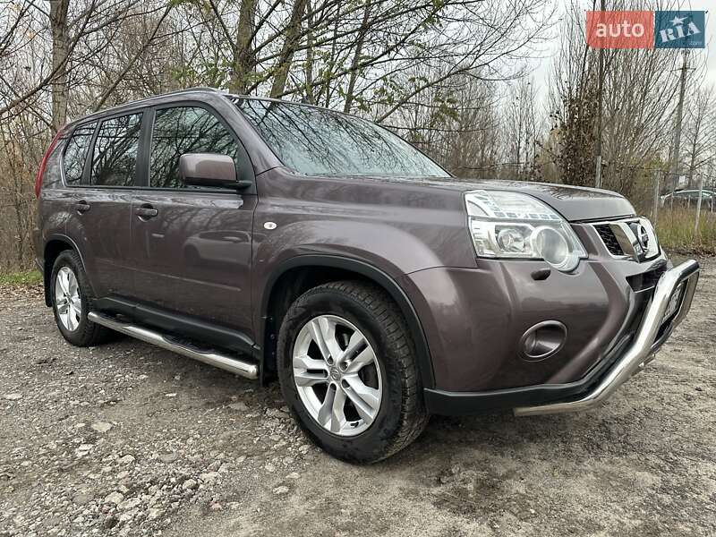 Nissan X-Trail 2012 Nissan X-Trail 2012