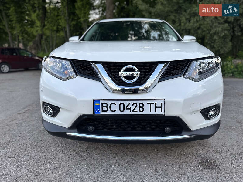 Позашляховик / Кросовер Nissan X-Trail 2014 в Львові фото Позашляховик / Кросовер Nissan X-Trail 2014 в Львові