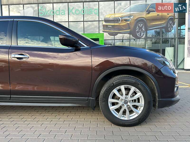 Внедорожник / Кроссовер Nissan X-Trail 2020 в Виннице