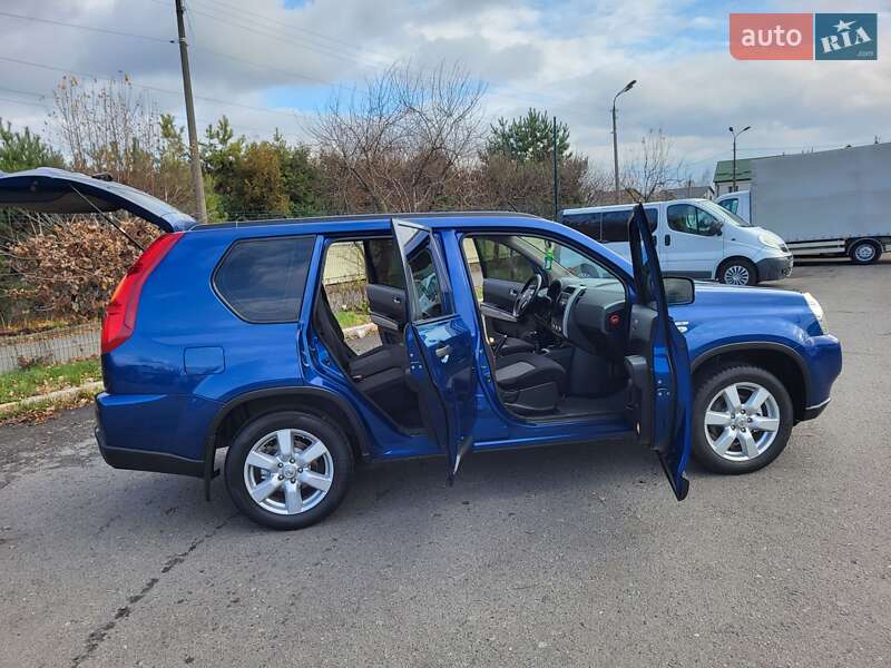 Внедорожник / Кроссовер Nissan X-Trail 2007 в Хмельницком