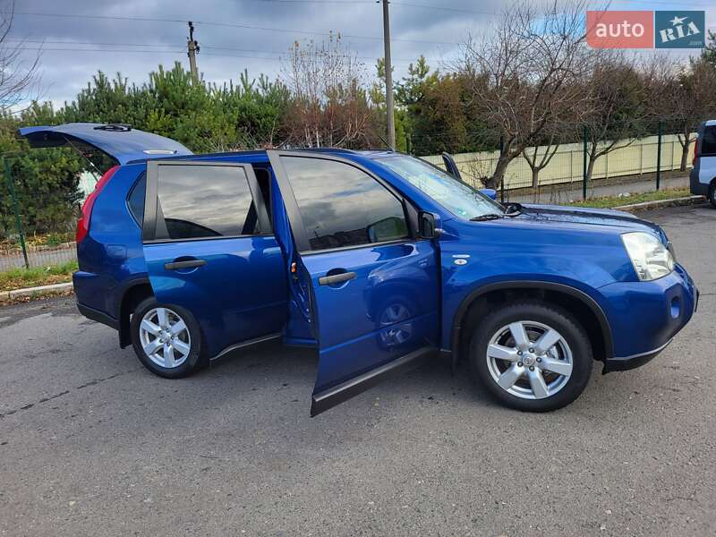 Внедорожник / Кроссовер Nissan X-Trail 2007 в Хмельницком