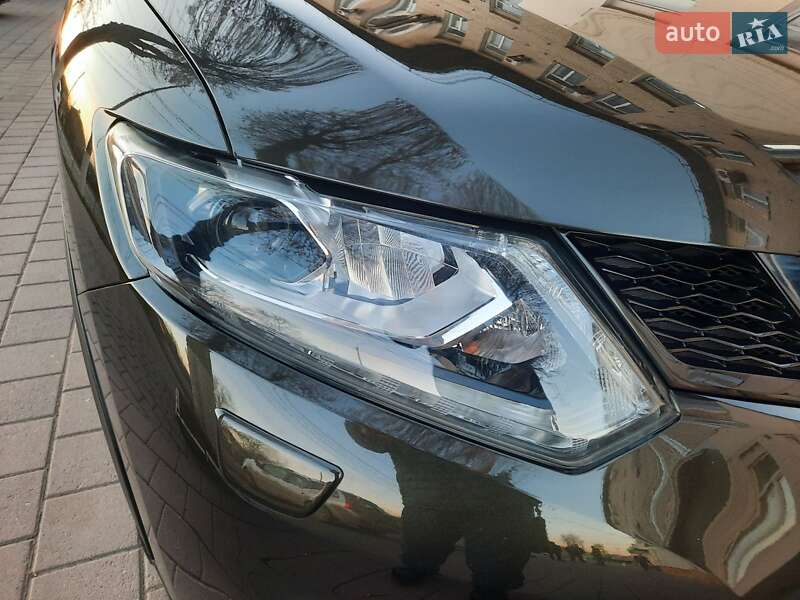 Внедорожник / Кроссовер Nissan X-Trail 2016 в Виннице