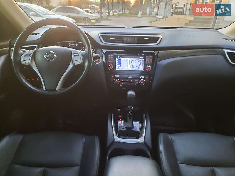 Внедорожник / Кроссовер Nissan X-Trail 2016 в Виннице