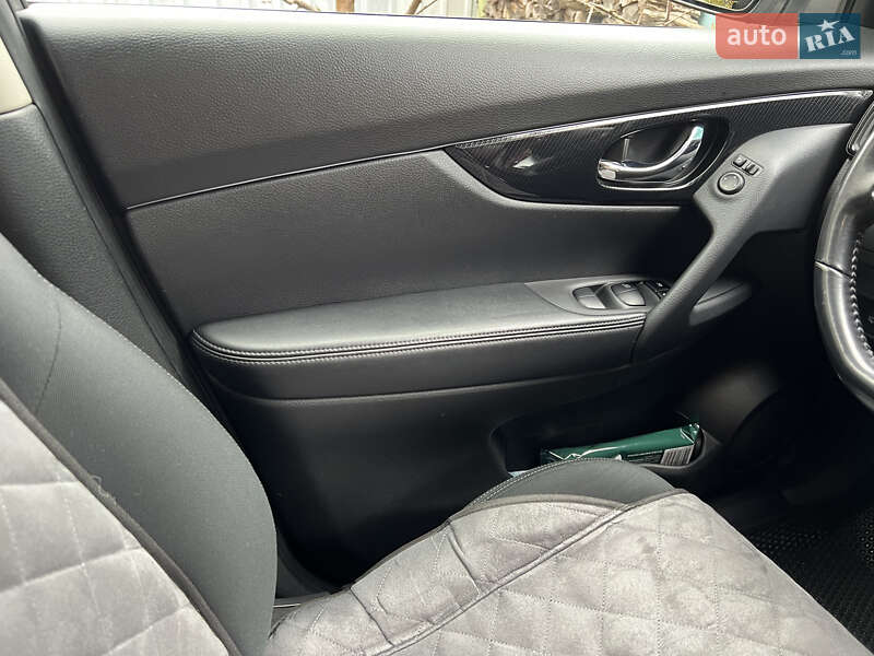 Внедорожник / Кроссовер Nissan X-Trail 2019 в Ирпене