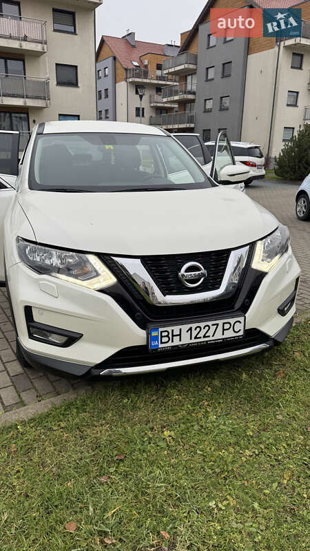 Внедорожник / Кроссовер Nissan X-Trail 2021 в Львове