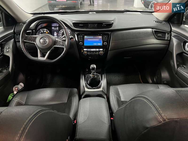 Внедорожник / Кроссовер Nissan X-Trail 2019 в Полтаве фото 7 Внедорожник / Кроссовер Nissan X-Trail 2019 в Полтаве