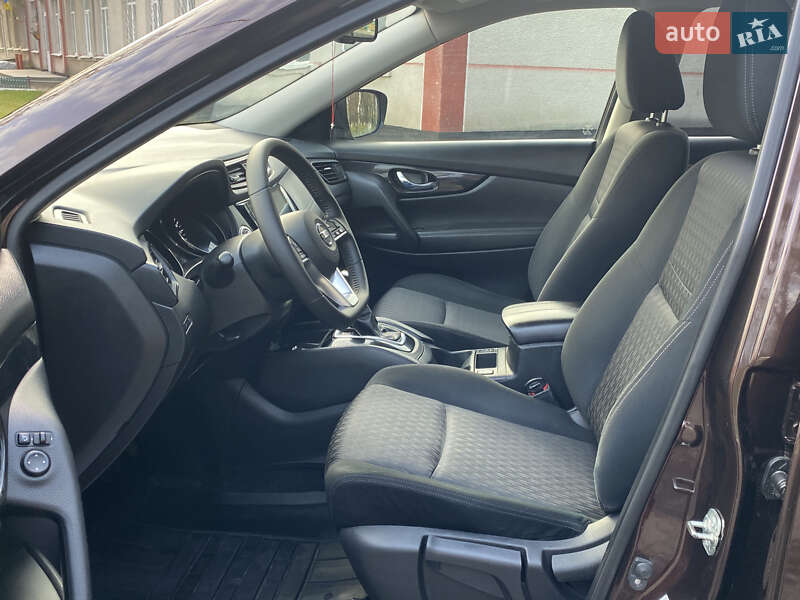 Внедорожник / Кроссовер Nissan X-Trail 2021 в Ромнах