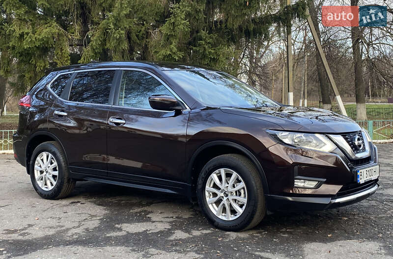 Внедорожник / Кроссовер Nissan X-Trail 2021 в Ромнах