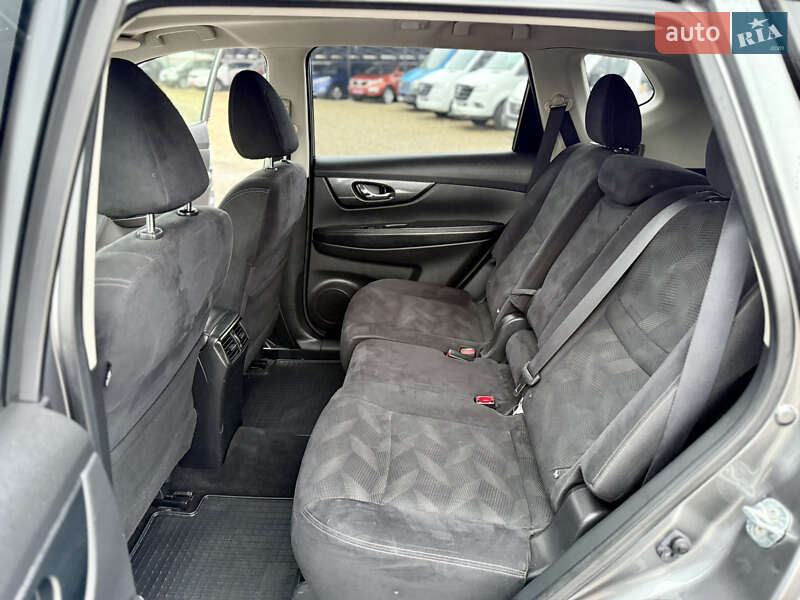 Внедорожник / Кроссовер Nissan X-Trail 2014 в Калуше