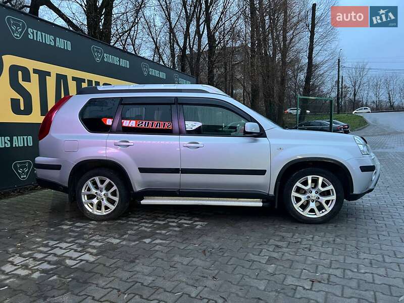 Внедорожник / Кроссовер Nissan X-Trail 2013 в Хмельницком