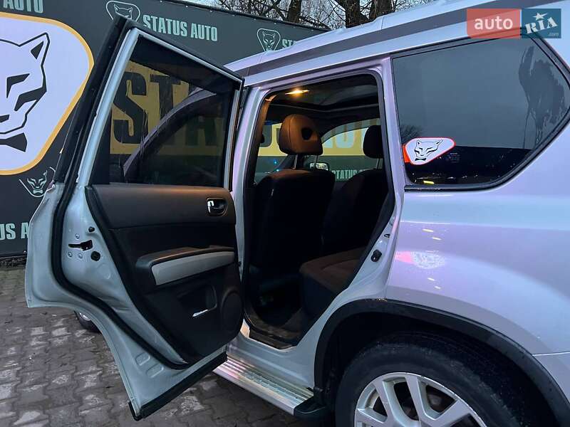 Внедорожник / Кроссовер Nissan X-Trail 2013 в Хмельницком