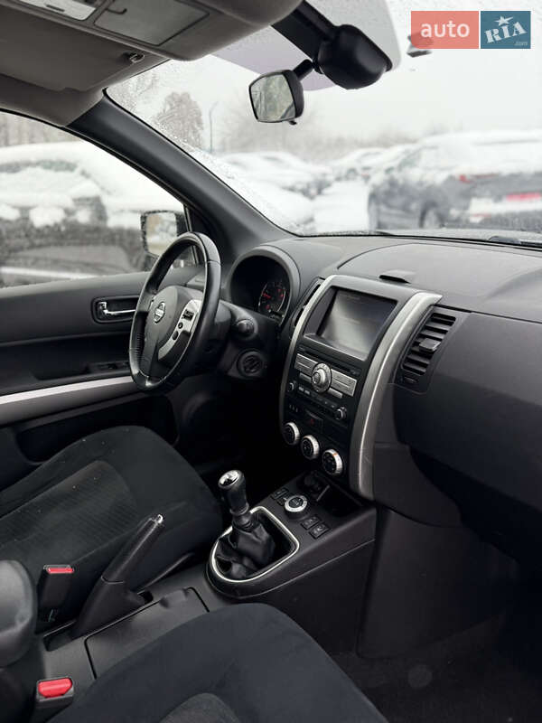 Внедорожник / Кроссовер Nissan X-Trail 2012 в Ровно