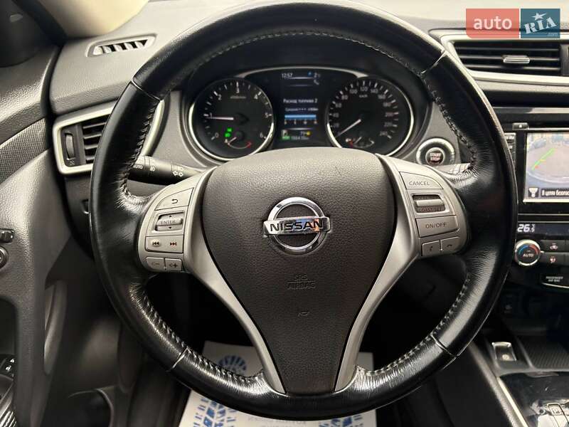 Внедорожник / Кроссовер Nissan X-Trail 2016 в Виннице