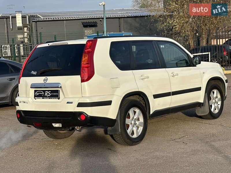 Внедорожник / Кроссовер Nissan X-Trail 2010 в Киеве фото 2 Внедорожник / Кроссовер Nissan X-Trail 2010 в Киеве