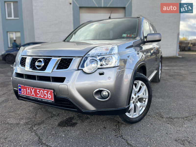 Внедорожник / Кроссовер Nissan X-Trail 2011 в Луцке