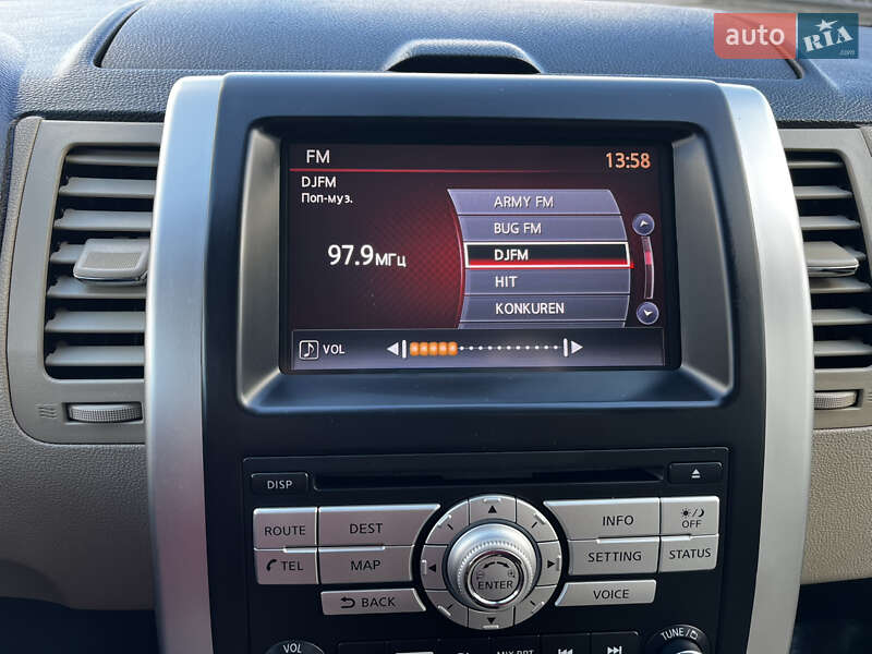 Внедорожник / Кроссовер Nissan X-Trail 2011 в Луцке