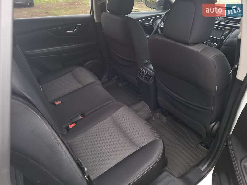 Позашляховик / Кросовер Nissan X-Trail 2019 в Краснограді фото 17 Позашляховик / Кросовер Nissan X-Trail 2019 в Краснограді