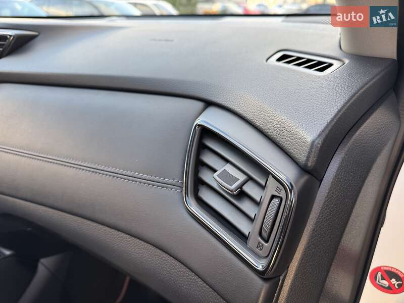 Внедорожник / Кроссовер Nissan X-Trail 2017 в Киеве