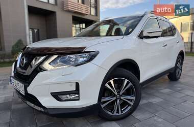 Позашляховик / Кросовер Nissan X-Trail 2017 в Києві