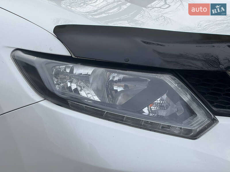 Внедорожник / Кроссовер Nissan X-Trail 2016 в Ахтырке фото 5 Внедорожник / Кроссовер Nissan X-Trail 2016 в Ахтырке