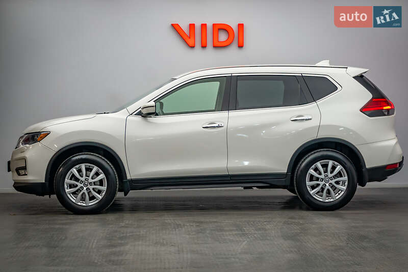 Внедорожник / Кроссовер Nissan X-Trail 2019 в Киеве