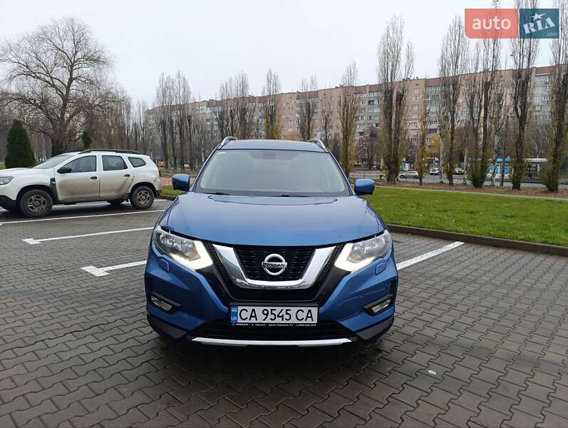 Позашляховик / Кросовер Nissan X-Trail 2017 в Черкасах