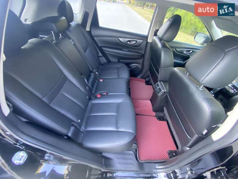 Внедорожник / Кроссовер Nissan X-Trail 2015 в Ровно фото 5 Внедорожник / Кроссовер Nissan X-Trail 2015 в Ровно