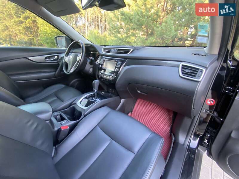 Внедорожник / Кроссовер Nissan X-Trail 2015 в Ровно фото 4 Внедорожник / Кроссовер Nissan X-Trail 2015 в Ровно