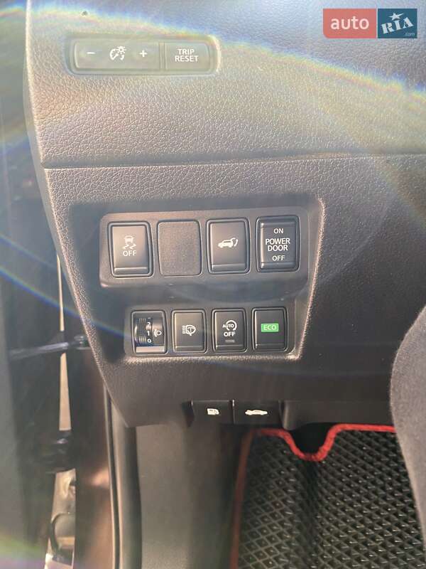 Внедорожник / Кроссовер Nissan X-Trail 2017 в Львове фото 26 Внедорожник / Кроссовер Nissan X-Trail 2017 в Львове