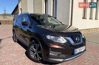 Внедорожник / Кроссовер Nissan X-Trail 2017 в Львове