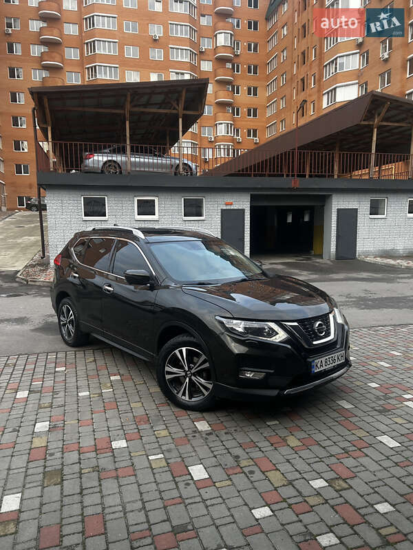 Внедорожник / Кроссовер Nissan X-Trail 2017 в Белой Церкви