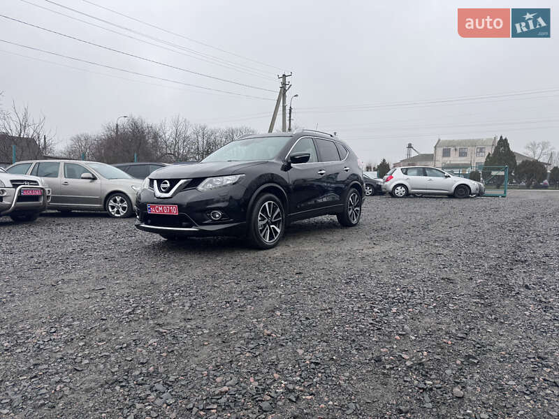 Внедорожник / Кроссовер Nissan X-Trail 2015 в Звенигородке