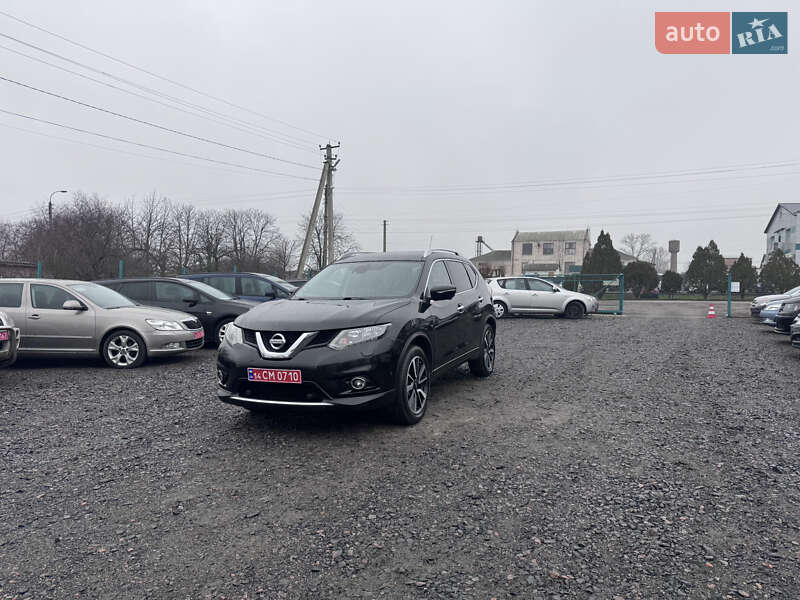Внедорожник / Кроссовер Nissan X-Trail 2015 в Звенигородке