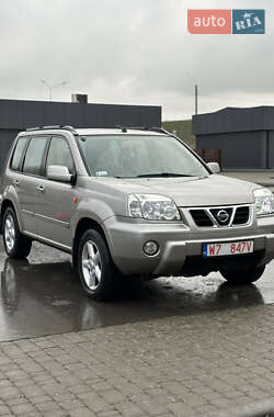 Внедорожник / Кроссовер Nissan X-Trail 2003 в Николаеве
