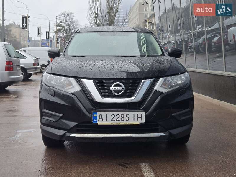 Внедорожник / Кроссовер Nissan X-Trail 2019 в Киеве