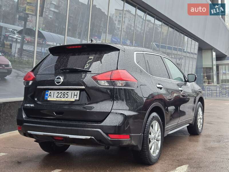Внедорожник / Кроссовер Nissan X-Trail 2019 в Киеве