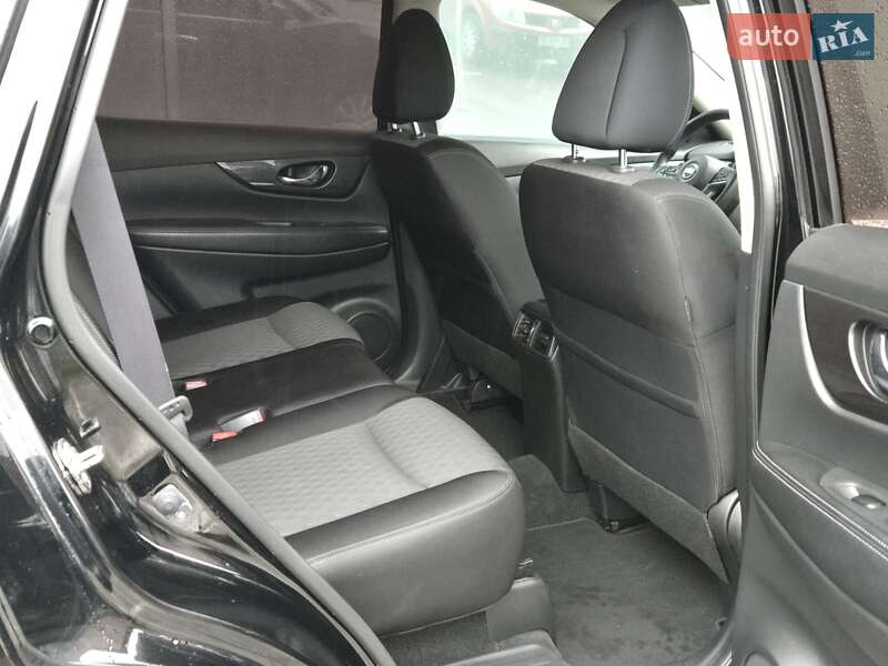 Внедорожник / Кроссовер Nissan X-Trail 2019 в Киеве