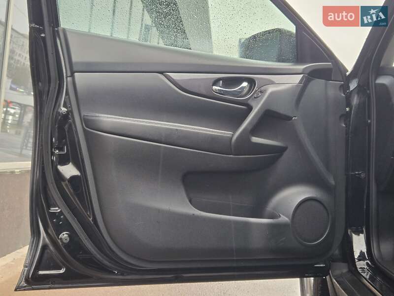 Внедорожник / Кроссовер Nissan X-Trail 2019 в Киеве