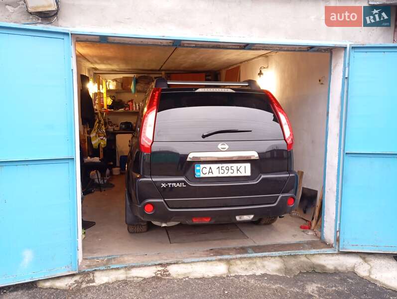 Внедорожник / Кроссовер Nissan X-Trail 2010 в Черкассах